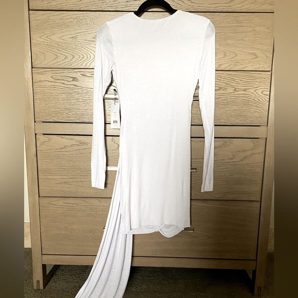 Bailey / 44 From REVOLVE White Wrap Front, Side Sash, Mini Dress. Size S. NWT - Picture 3 of 7
